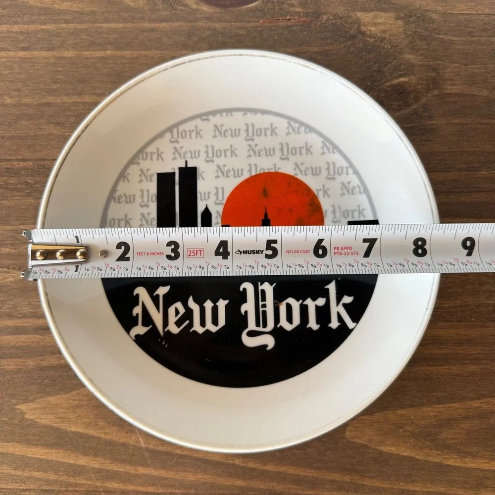 Vintage‎ New York Skyline Decorative Plate Twin Towers NYC Graphic Art